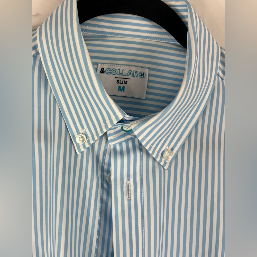 &COLLAR Slim Button-down - Picture 2 of 2